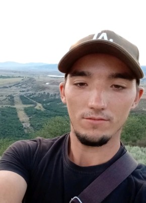 Макс из Буйнакска 24 года