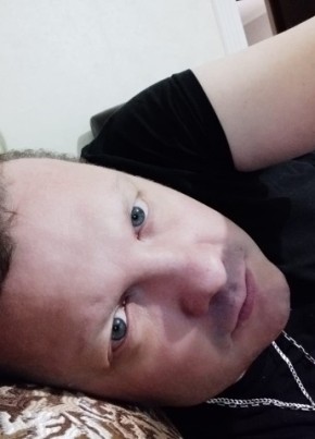 Александр из Владикавказа 44 года