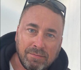 Maksim, 48, Saint Petersburg