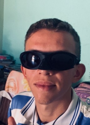 Samuel из Formosa 18 лет