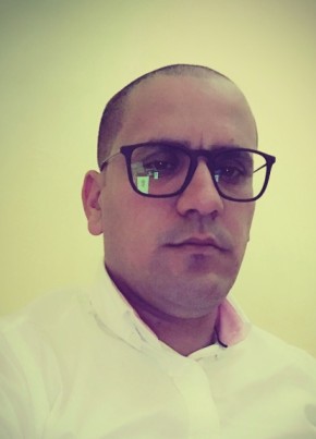 djelloul, 39, People’s Democratic Republic of Algeria, Relizane