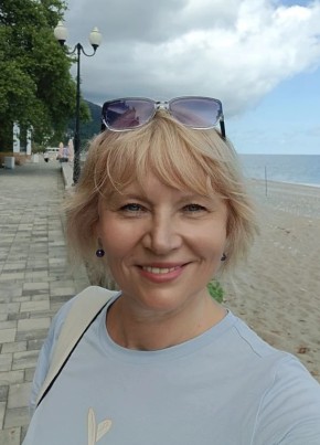 Елена Захарова из Кировск (Мурманской обл.) 63 года