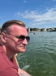 Dmitriy, 46, Saint Petersburg