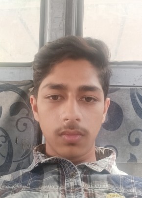 Ayan, 18, India, Ujjain