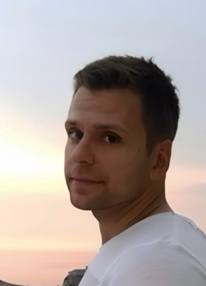 Tom из Târgoviște 42 года
