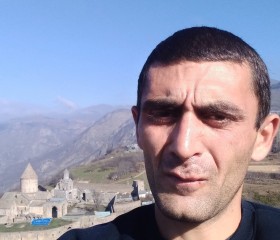 Erjanik Margarey, 36, Yerevan