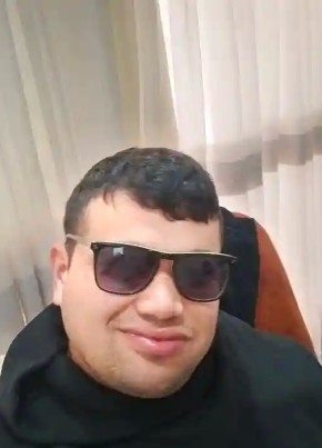 Alper из Aydın 56 лет