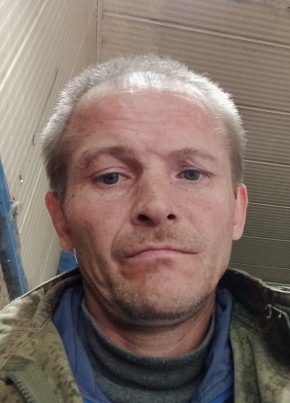 Иван из Ростова 42 года