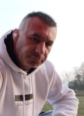 Wojtek Jankowiak из Lubin 42 года