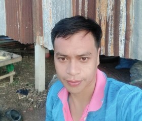 Aum, 37, Phu Khiao