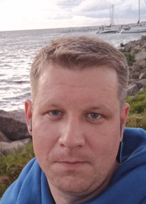 Артём из Соснового Бора 37 лет