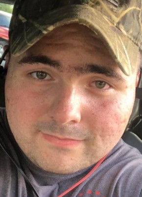 Dylan, 26, United States of America, Jackson (State of Tennessee)
