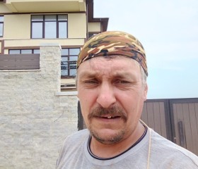 Олег, 50 лет, Хоста