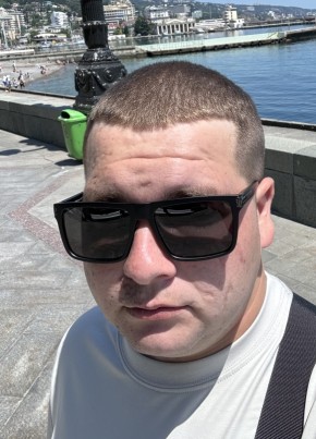Алексей из Луганска 26 лет