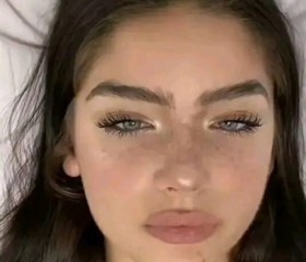Maria, 20, Melouza