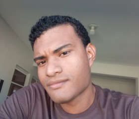 Antoni, 24, Brasilia