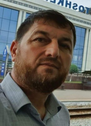 Акрам из Дудинки 36 лет