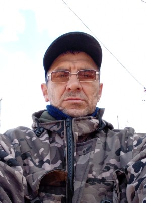 Vitaliy, 48, Russia, Nyandoma
