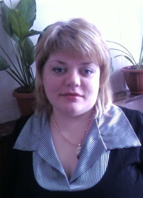 Юлия, 43, Україна, Чернігів