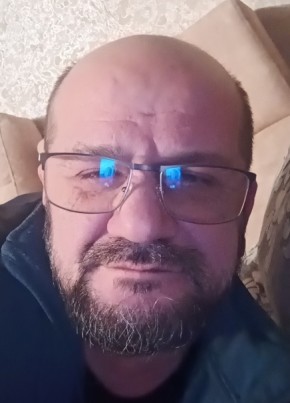 Марат из Дербента 48 лет