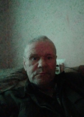 Василий, 63, Россия, Новошешминск