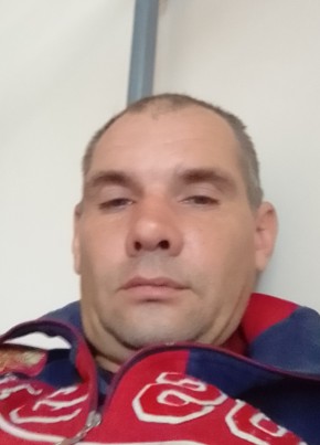 Роман из Курска 40 лет