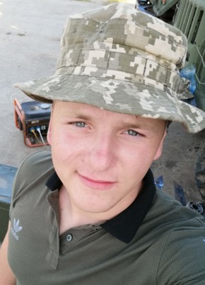 Александр , 26, Україна, Житомир