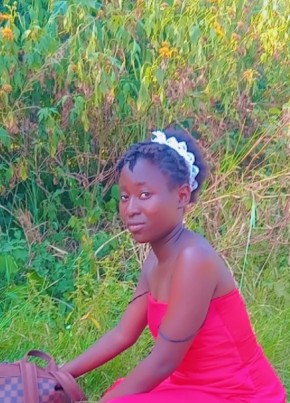 PROMISE из Kasese 19 лет