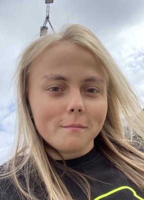 Olesja Ogarkovа, 22, Eesti Vabariik, Tallinn