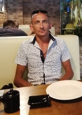 Александр, 32, Россия, Шумерля