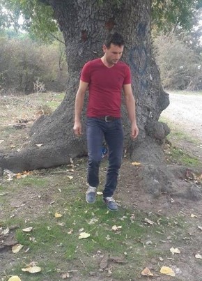 Ramazan Engin, 38, Türkiye Cumhuriyeti, Edremit (Balıkesir)