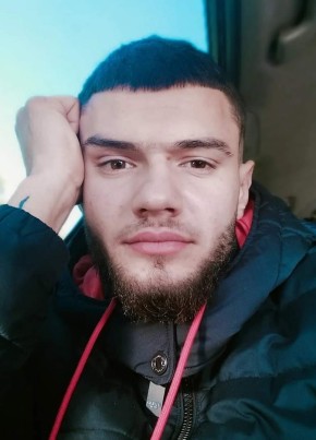 Dan из Bălți 26 лет