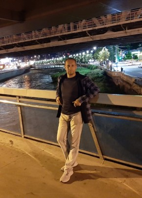 Юрий, 44, Россия, Сочи