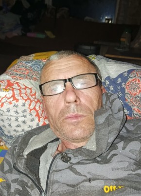 Антон из Магілёў 55 лет