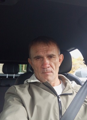 Михаил Куприянов из Ершова 49 лет