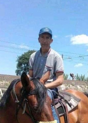 Cmed из Roma 56 лет