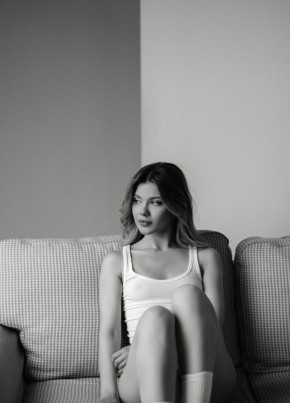 Lina из New York City 22 года