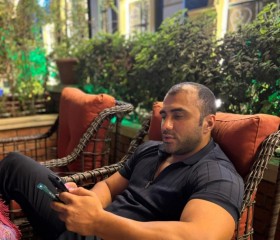 Sa, 35, Baku