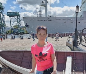 Zhanna, 47, Saint Petersburg