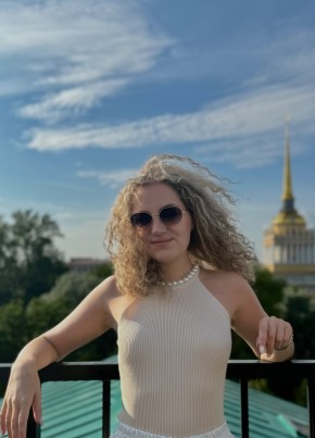 Даша из Санкт-Петербурга 27 лет