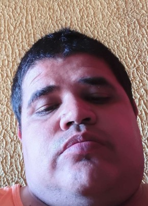 Lucas из Ponta Grossa 37 лет
