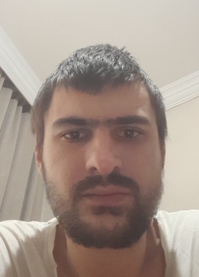 ЭЛЬШАН из İstanbul 30 лет