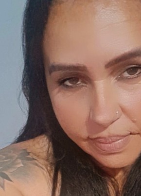 Marcia Novais из São José dos Campos 53 года