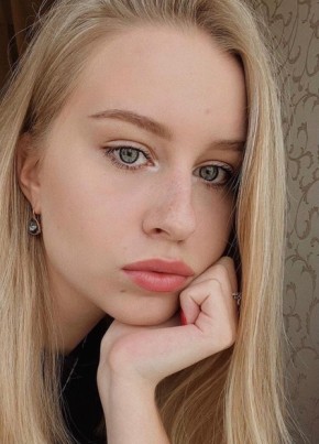 Виктория, 25, Россия, Санкт-Петербург