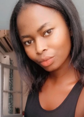 Cláudia, 27, Angola, Cabinda