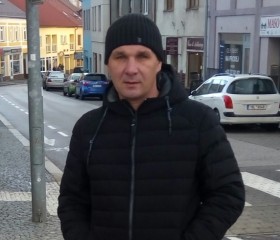 Юрий, 47 лет, Přelauč