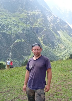 Андрей, 40, Россия, Малореченское