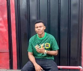 Thierry Minero, 26, Yekaterinburg