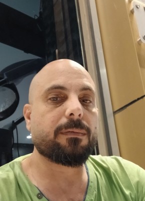 بضحك وبقهر دمعتي, 34, Saudi Arabia, Tabuk