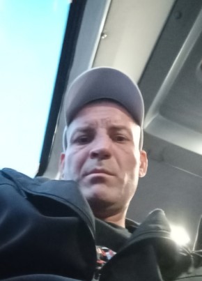 Vladimir, 45, Russia, Saratov